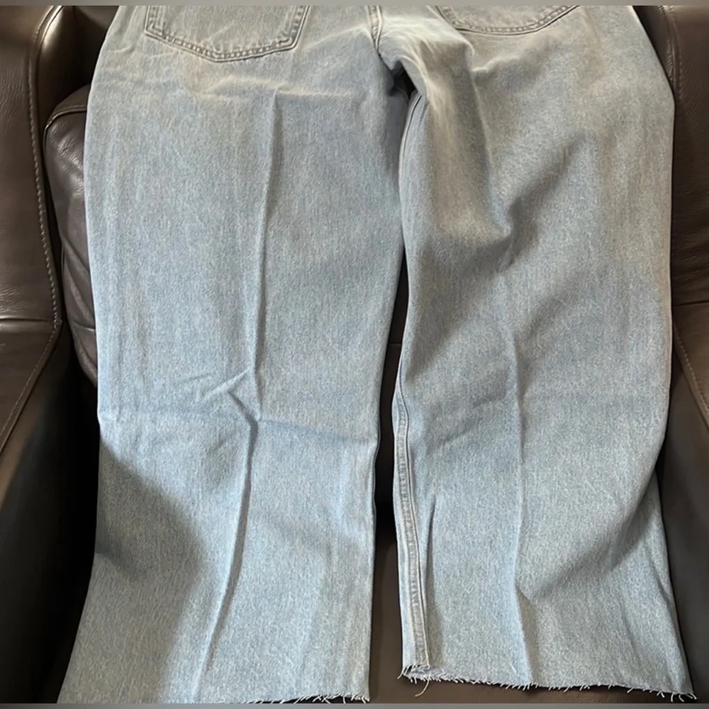 NWOT ETICA DEVON HIGH WAIST WIDE LEG DISTRESSED JEANS SIZE 30 - Picture 7 of 10